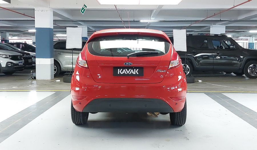 Ford Fiesta 1.6 SEL AT Hatchback 2018