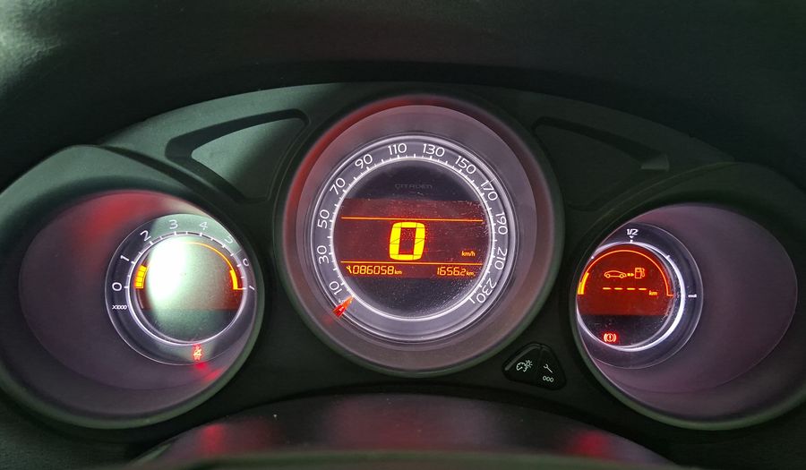 Citroen C4 1.6 120 HP SEDUCTION Hatchback 2013