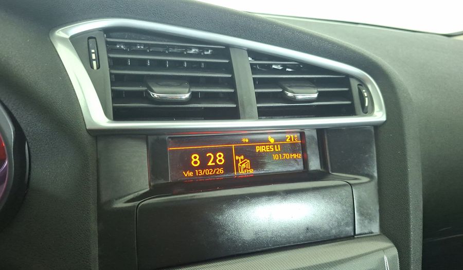 Citroen C4 1.6 120 HP SEDUCTION Hatchback 2013