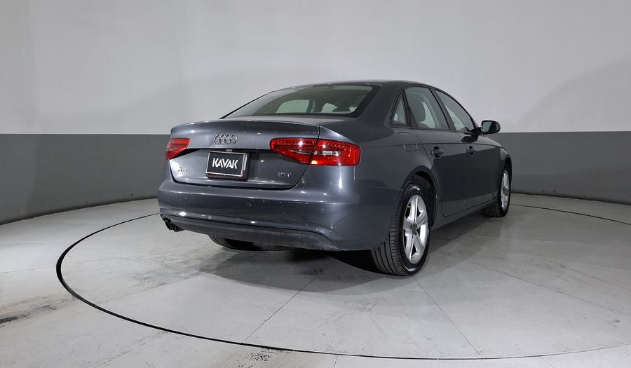 Audi A4 1.8 TFSI TRENDY MULTITRONIC Sedan 2014