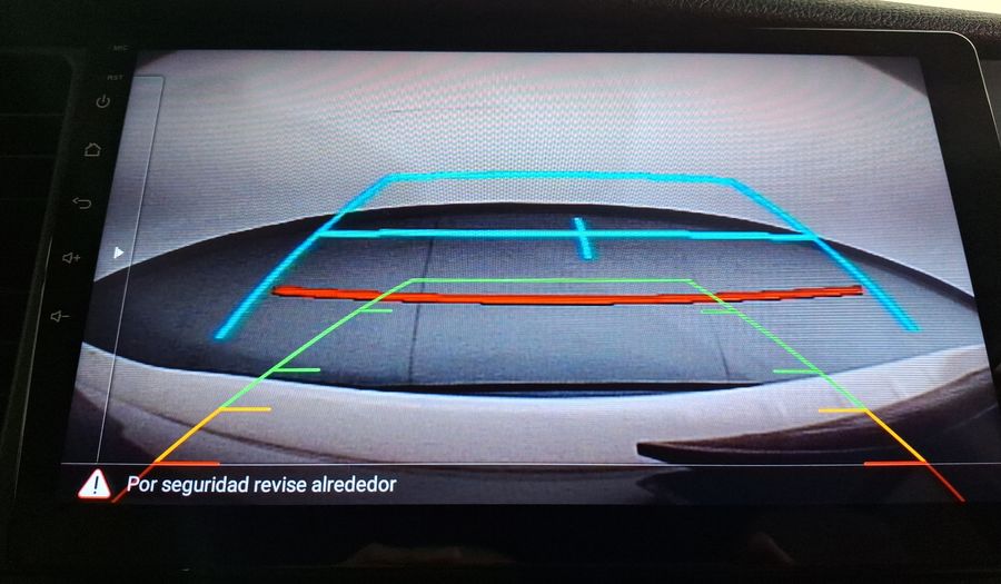 Toyota Sienna 3.5 CE AT Minivan 2015