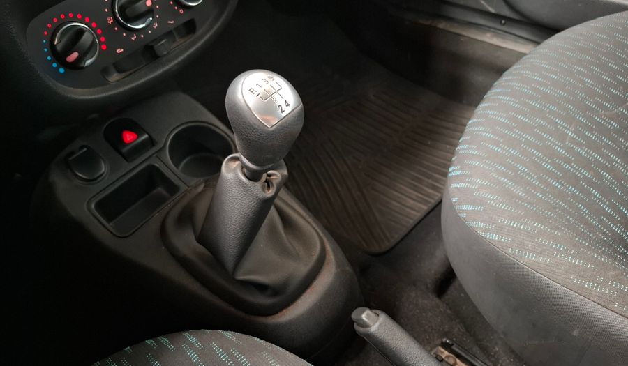 Renault Clio 1.1 CONFORT Hatchback 2014