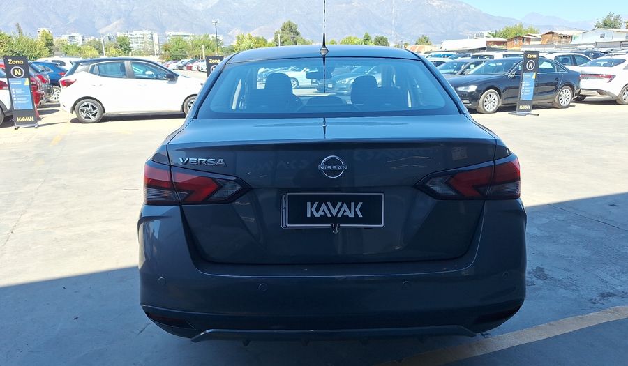 Nissan Versa 1.6 SENSE Sedan 2024