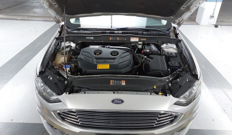 Ford Fusion 2.0 ECOBOOST SEL AUTO Sedan 2017