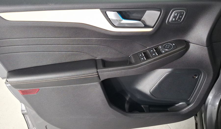 Ford Escape 2.5 HEV TITANIUM CVT Suv 2021