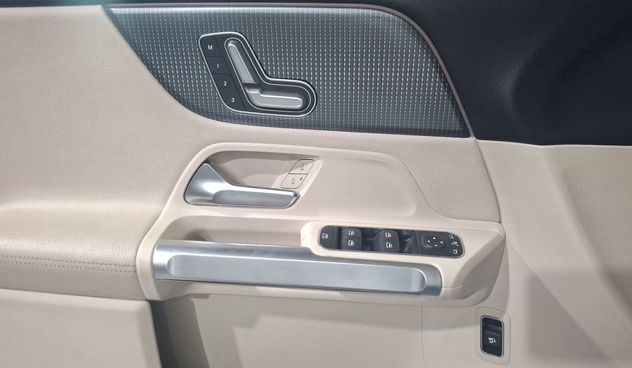 Mercedes Benz Clase Glb 2.0 GLB 250 PROGRESSIVE 4MATIC DCT 4WD Suv 2020