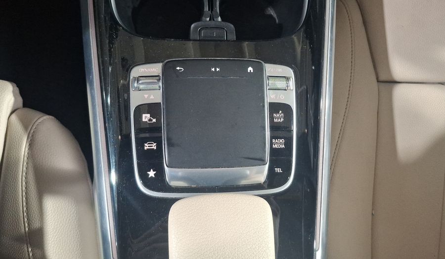 Mercedes Benz Clase Glb 2.0 GLB 250 PROGRESSIVE 4MATIC DCT 4WD Suv 2020