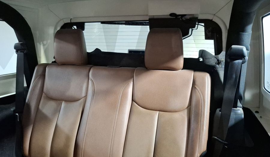 Jeep Wrangler 3.6 SAHARA 4X4 ATX Suv 2017