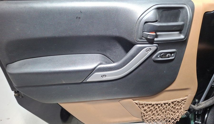 Jeep Wrangler 3.6 SAHARA 4X4 ATX Suv 2017