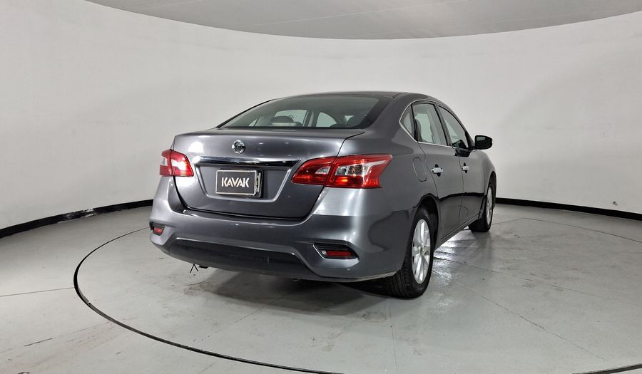 Nissan Sentra 1.8 ADVANCE MT Sedan 2017