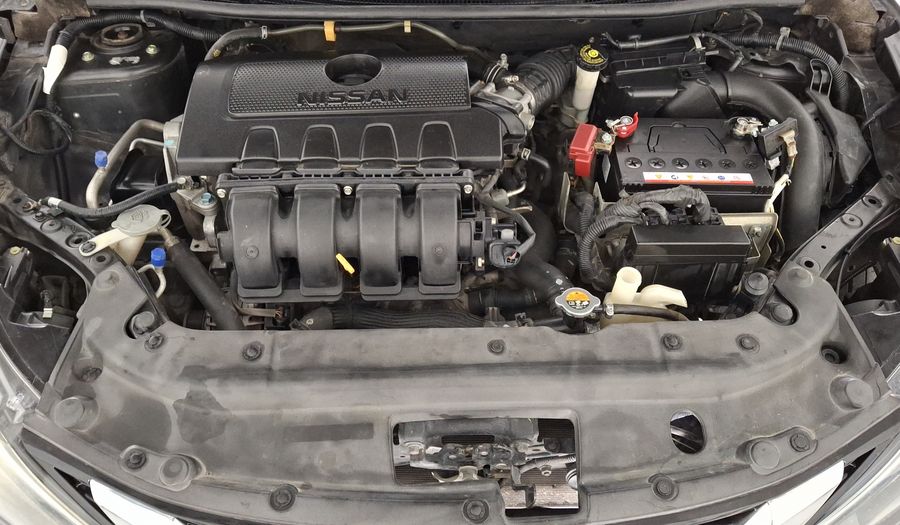 Nissan Sentra 1.8 ADVANCE MT Sedan 2017