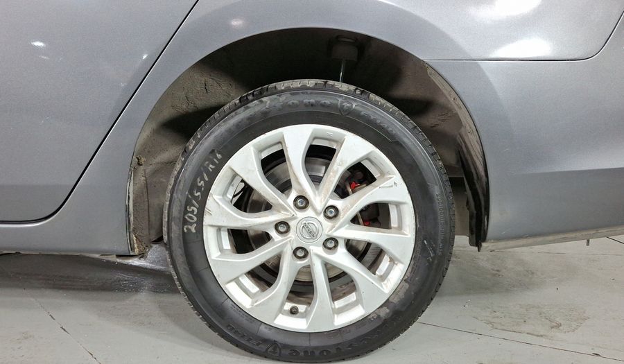 Nissan Sentra 1.8 ADVANCE MT Sedan 2017