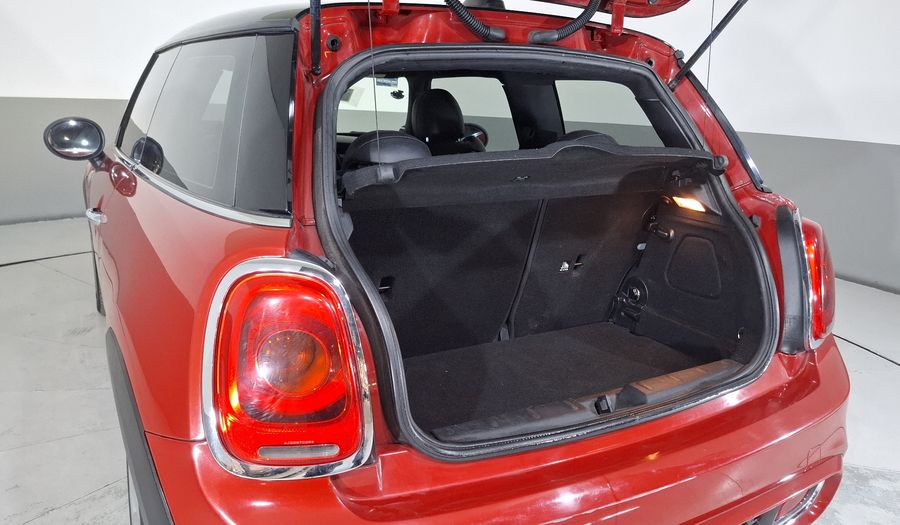 Mini Cooper S 2.0 COOPER HOT CHILI AUTO Hatchback 2018