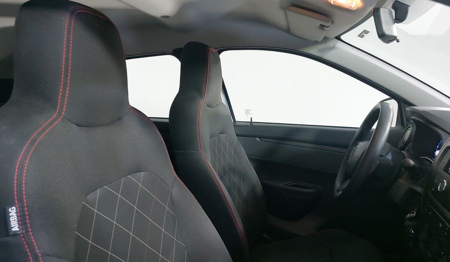 Renault Kwid 1.0 INTENS Hatchback 2025