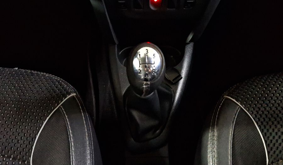 Renault Stepway 1.6 INTENS MT Hatchback 2019