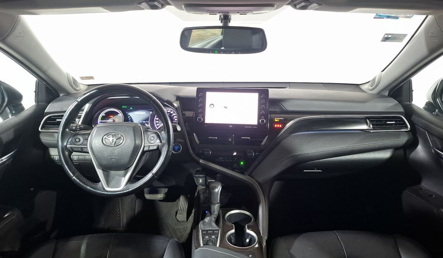 Toyota Camry 2.5 HEV XLE AUTO Sedan 2021