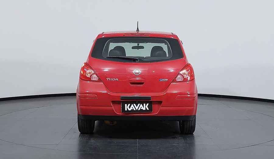 Nissan Tiida 1.8 FLEX Sedan 2013