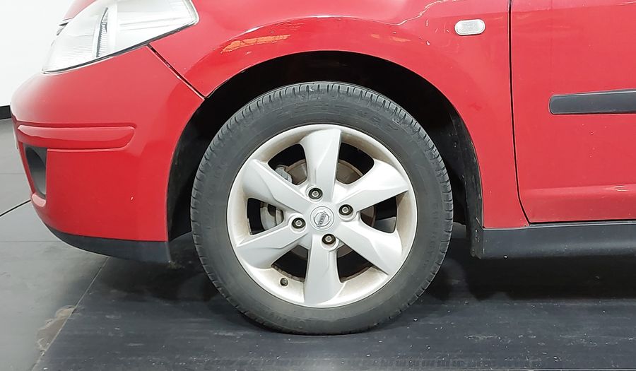 Nissan Tiida 1.8 FLEX Sedan 2013