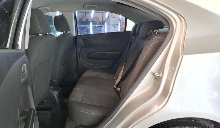 Chevrolet Sonic 1.6 LT Sedan 2015