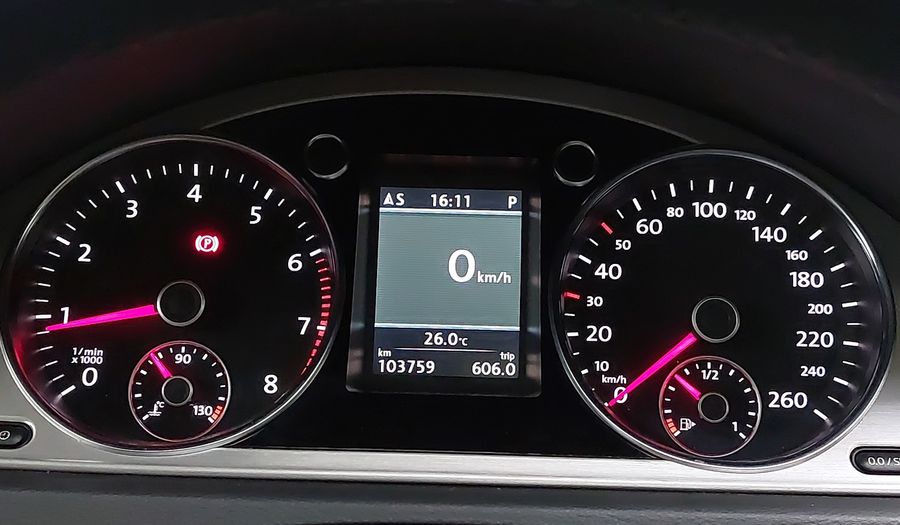 Volkswagen Passat 2.0 TSI DSG VARIANT Wagon 2013