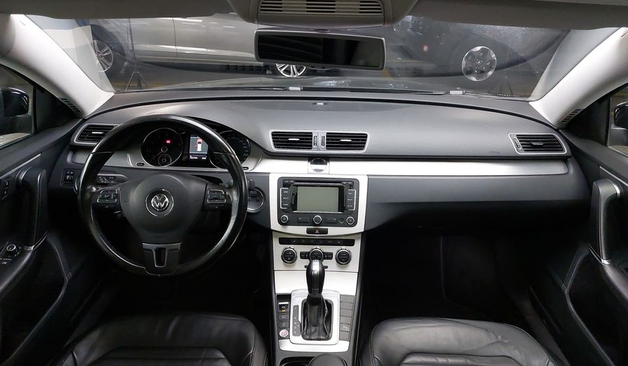 Volkswagen Passat 2.0 TSI DSG VARIANT Wagon 2013