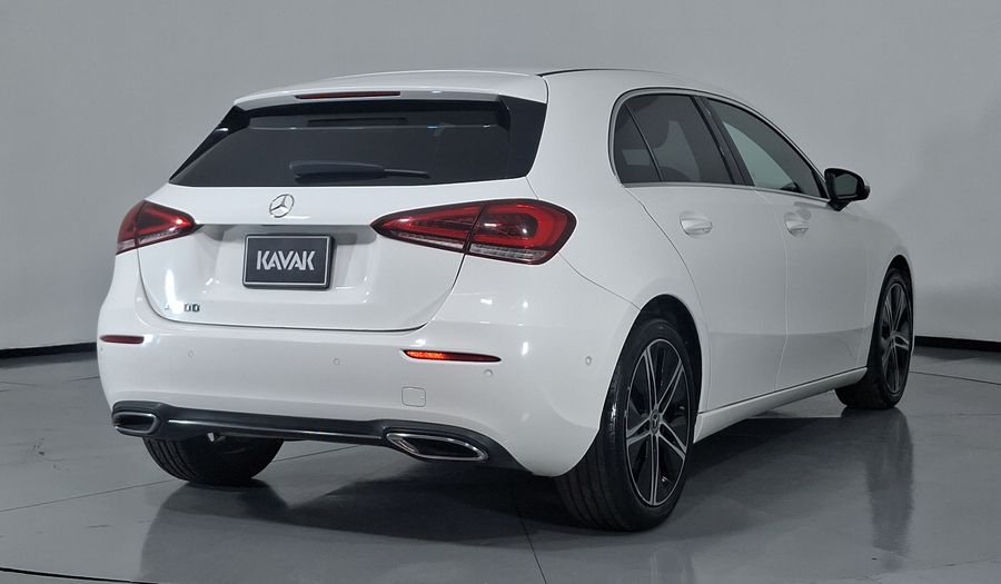 Mercedes Benz Clase A 1.3 200 PROGRESSIVE DCT Hatchback 2022