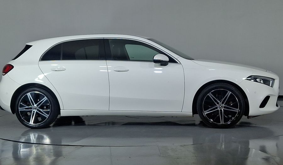 Mercedes Benz Clase A 1.3 200 PROGRESSIVE DCT Hatchback 2022