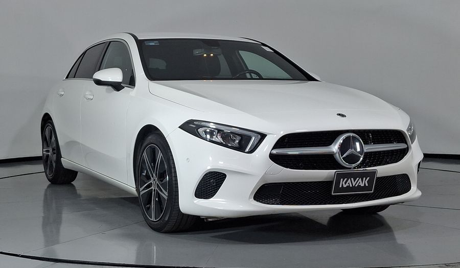 Mercedes Benz Clase A 1.3 200 PROGRESSIVE DCT Hatchback 2022