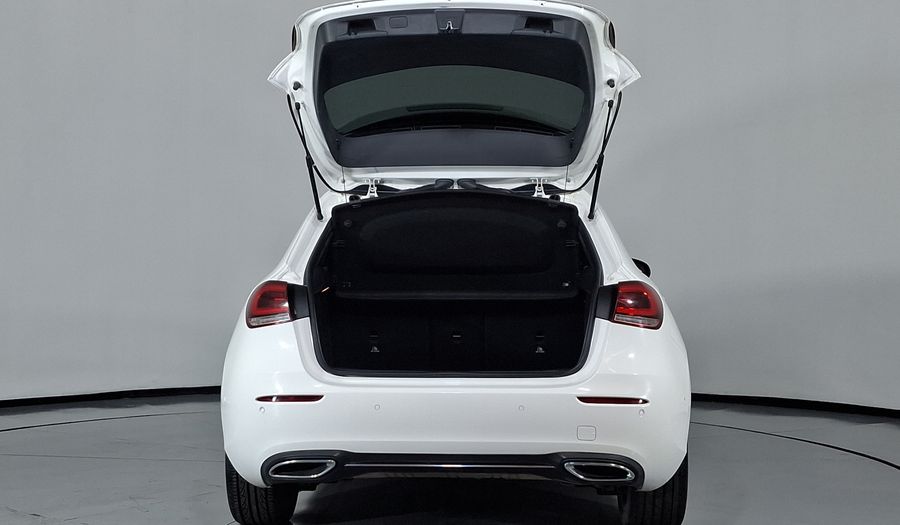 Mercedes Benz Clase A 1.3 200 PROGRESSIVE DCT Hatchback 2022