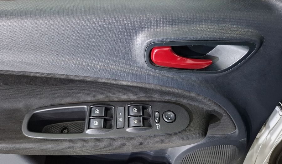 Fiat Uno 1.4 SPORTING Hatchback 2020