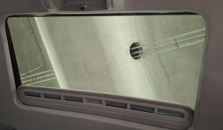 Volkswagen Jetta 2.5 SPORT PAQ WELTRADIO TECHO TIPTRONIC Sedan 2012