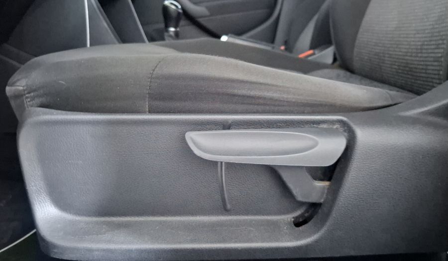 Volkswagen Polo 1.6 SOUND AUTO Hatchback 2020