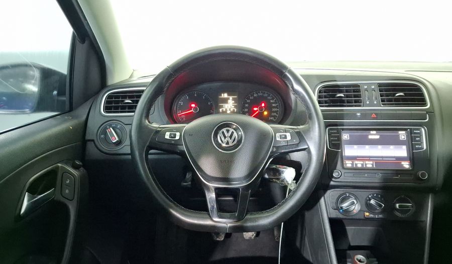 Volkswagen Polo 1.6 SOUND AUTO Hatchback 2020