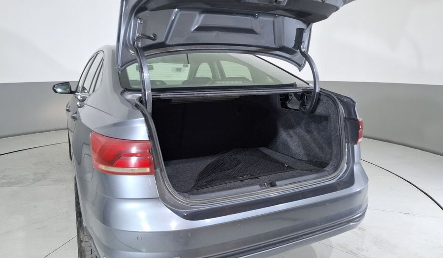 Volkswagen Virtus 1.6 AUTO Sedan 2021