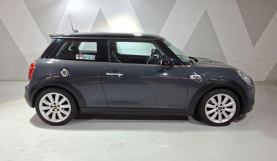 Mini Cooper S 2.0 COOPER CHILI AT Hatchback 2017