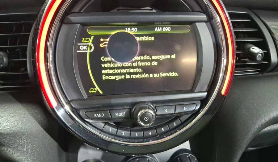 Mini Cooper S 2.0 COOPER CHILI AT Hatchback 2017