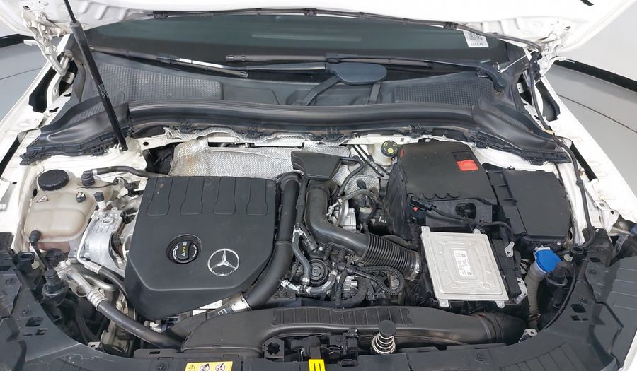 Mercedes Benz Clase Gla 1.3 200 PROGRESSIVE LINE DCT Suv 2022