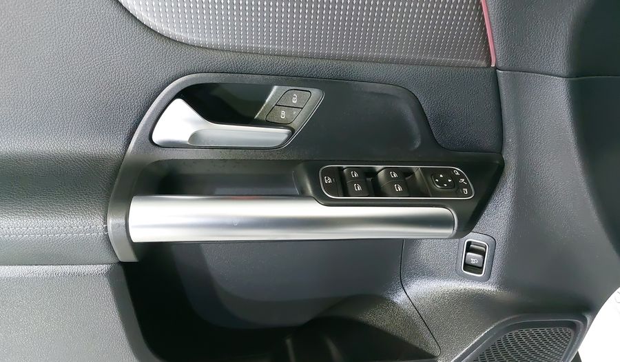 Mercedes Benz Clase Gla 1.3 200 PROGRESSIVE LINE DCT Suv 2022