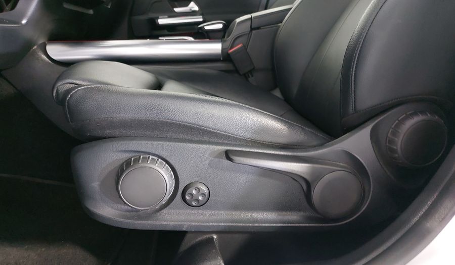 Mercedes Benz Clase Gla 1.3 200 PROGRESSIVE LINE DCT Suv 2022