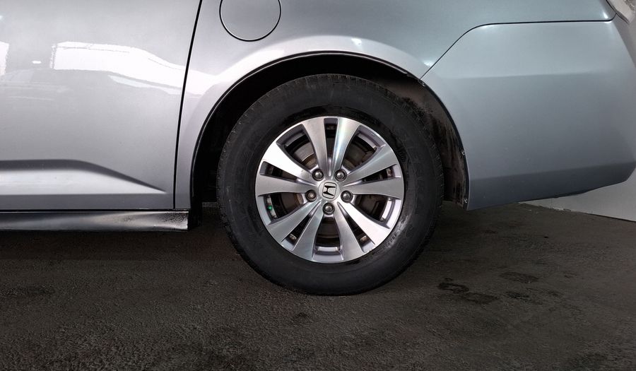 Honda Odyssey 3.5 LX Minivan 2016