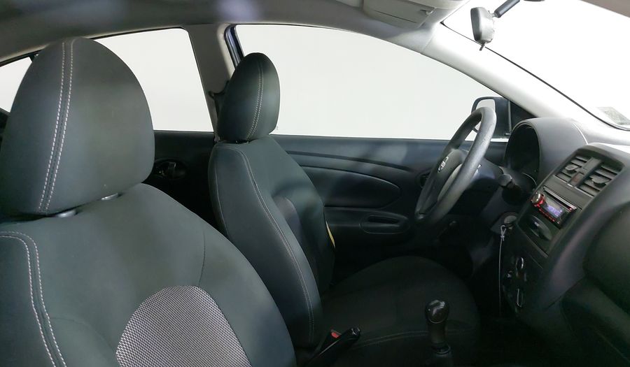 Nissan Versa 1.6 DRIVE Sedan 2017