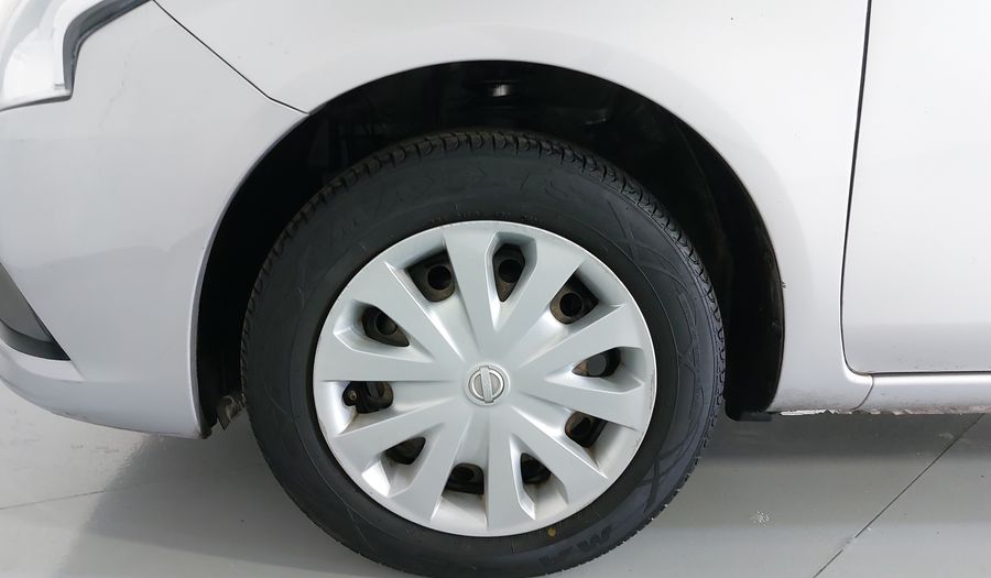 Nissan Versa 1.6 DRIVE Sedan 2017