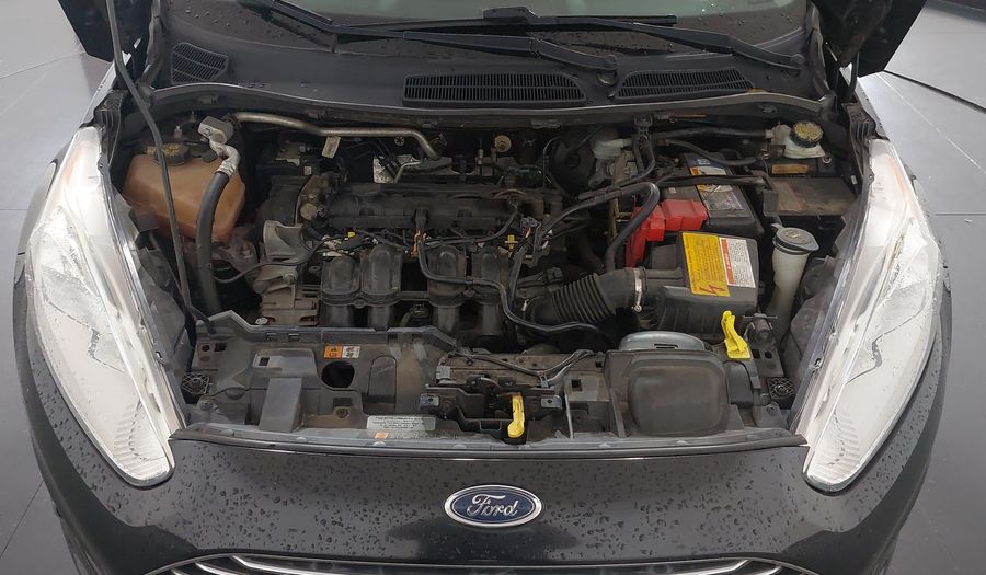 Ford Fiesta 1.6 16V TIVCT SEDAN TITANIUM Sedan 2014