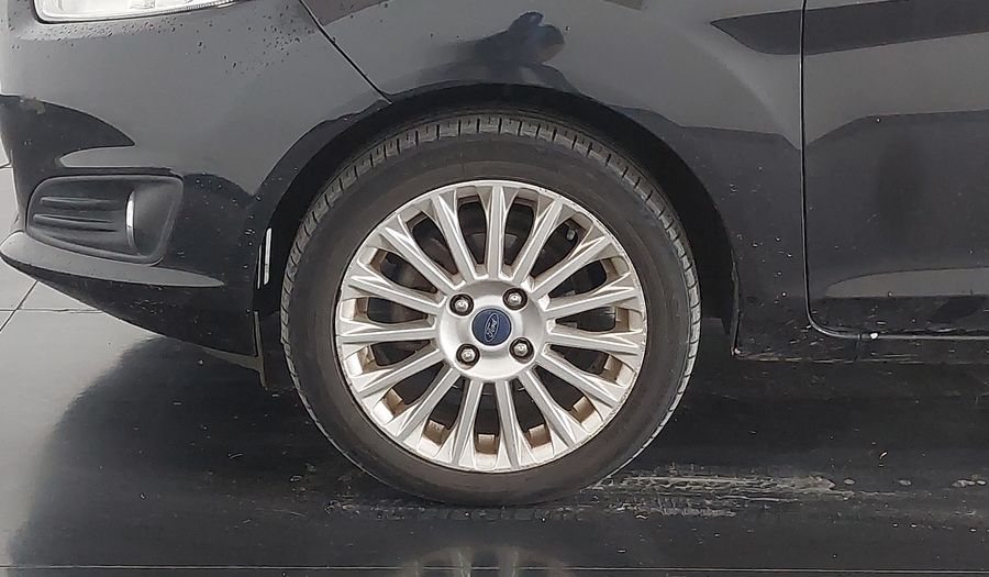 Ford Fiesta 1.6 16V TIVCT SEDAN TITANIUM Sedan 2014