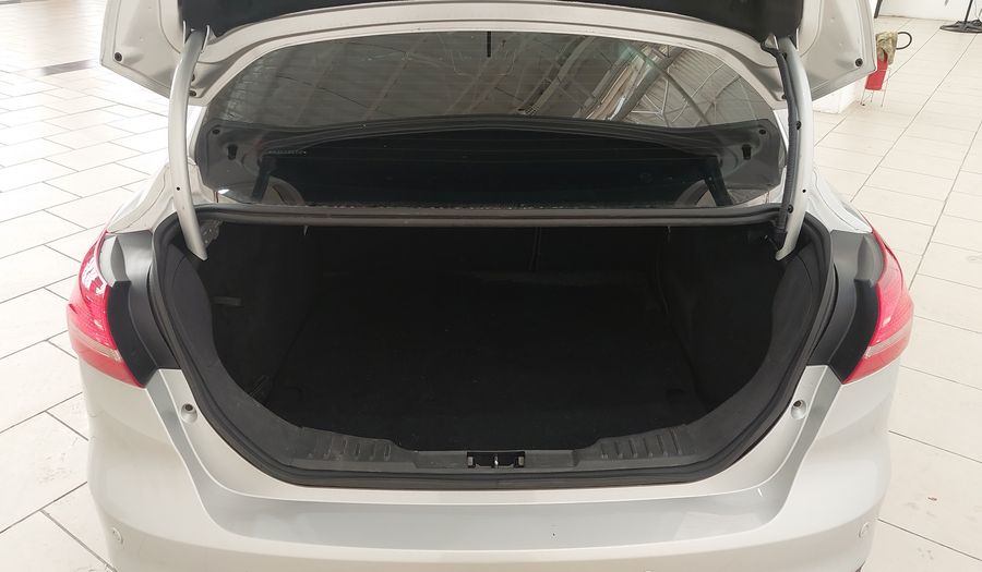 Ford Focus 2.0 SE SEDAN AT Sedan 2019