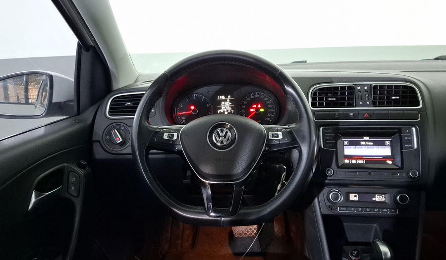 Volkswagen Polo 1.2 DSG Hatchback 2017