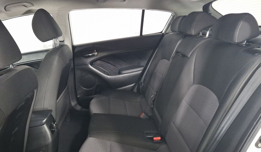 Kia Forte 2.0 EX AUTO Hatchback 2018