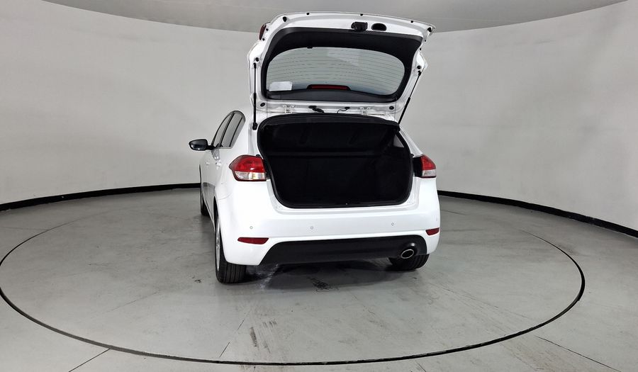 Kia Forte 2.0 EX AUTO Hatchback 2018