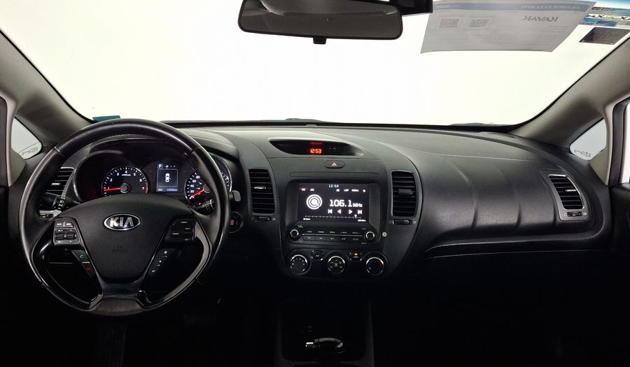 Kia Forte 2.0 EX AUTO Hatchback 2018