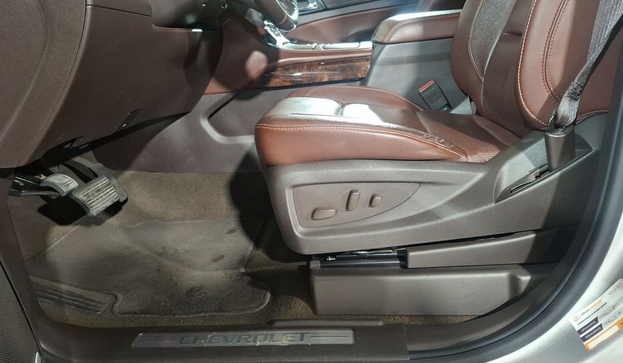 Chevrolet Suburban 5.3 D PREMIER AUTO 4WD Suv 2018